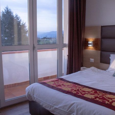 Bnb Giglio 999 Prato  Buitenkant foto
