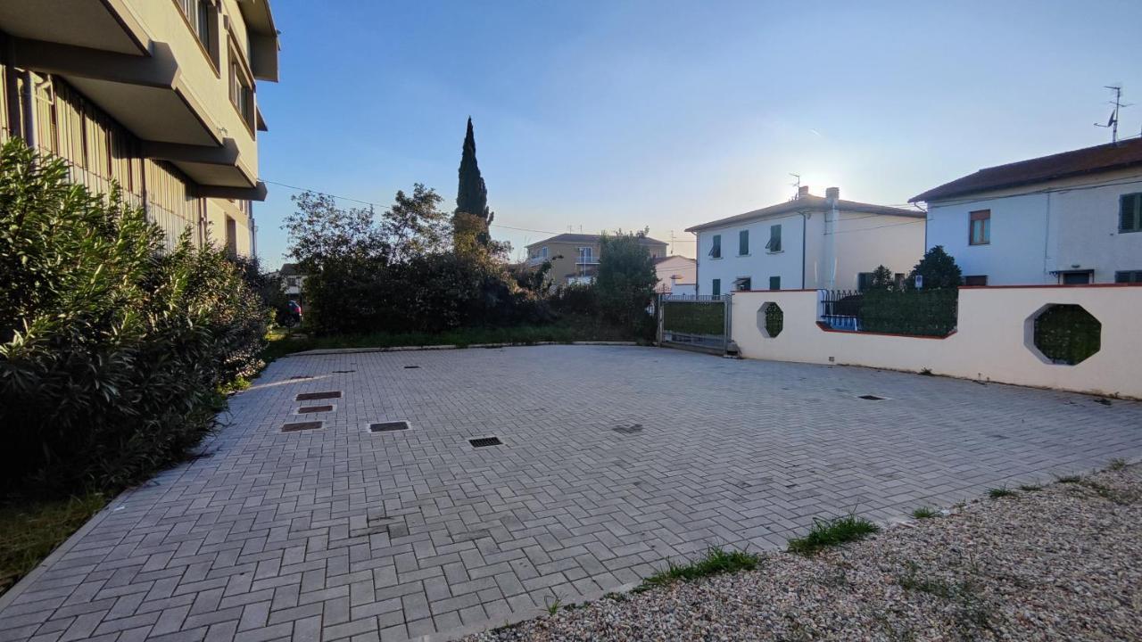 Bnb Giglio 999 Prato  Buitenkant foto