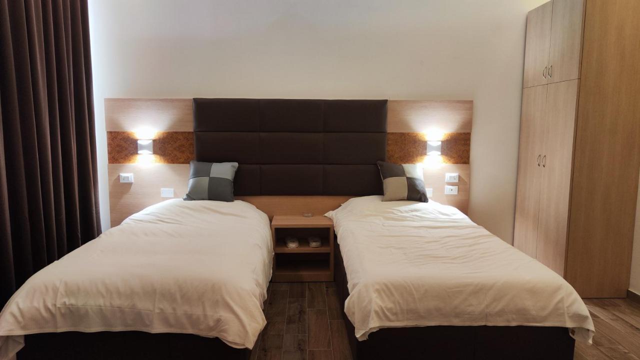 Bnb Giglio 999 Prato  Buitenkant foto