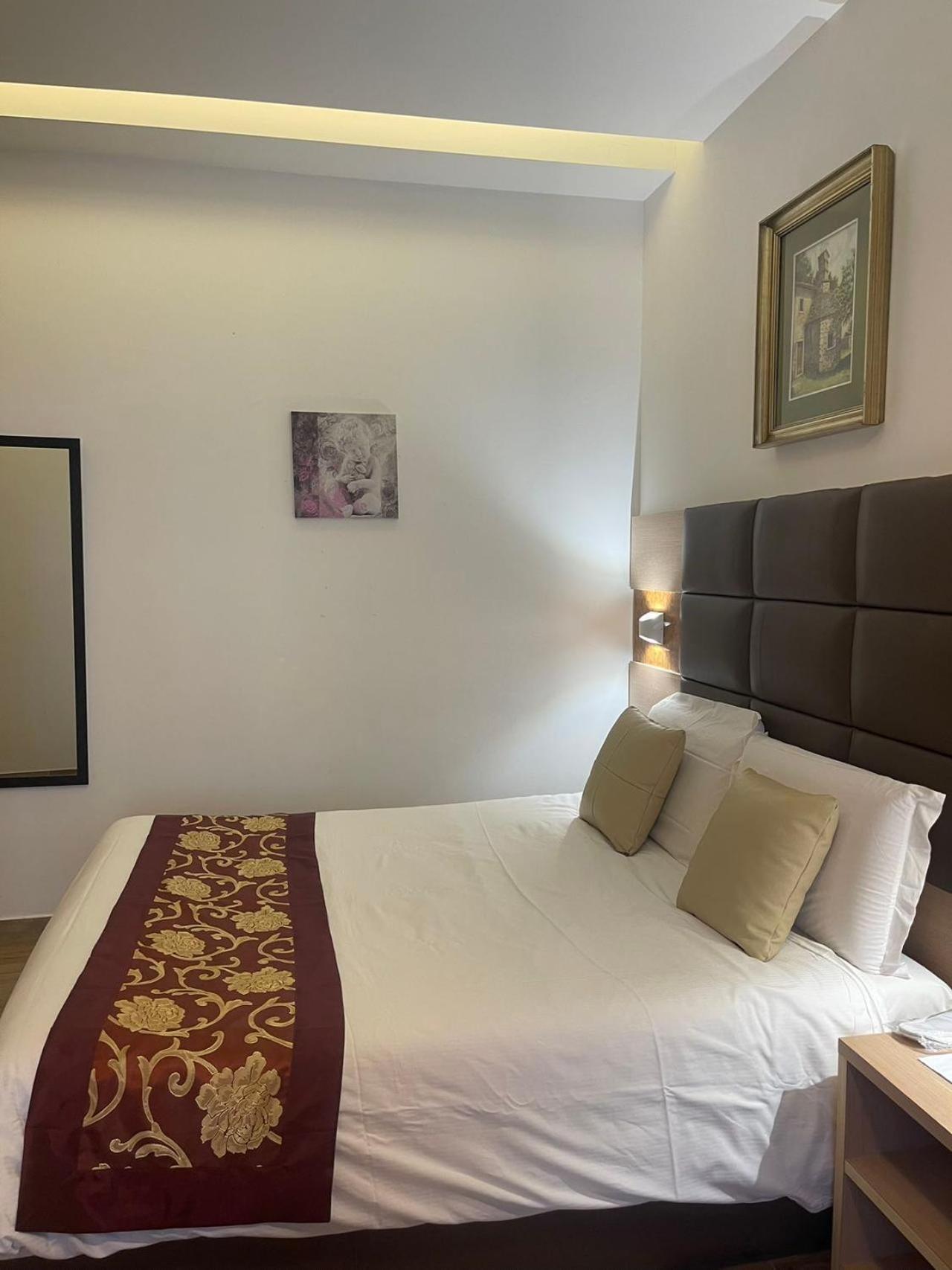 Bnb Giglio 999 Prato  Buitenkant foto